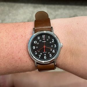 Timex Unisex Weekender Watch with leather strap